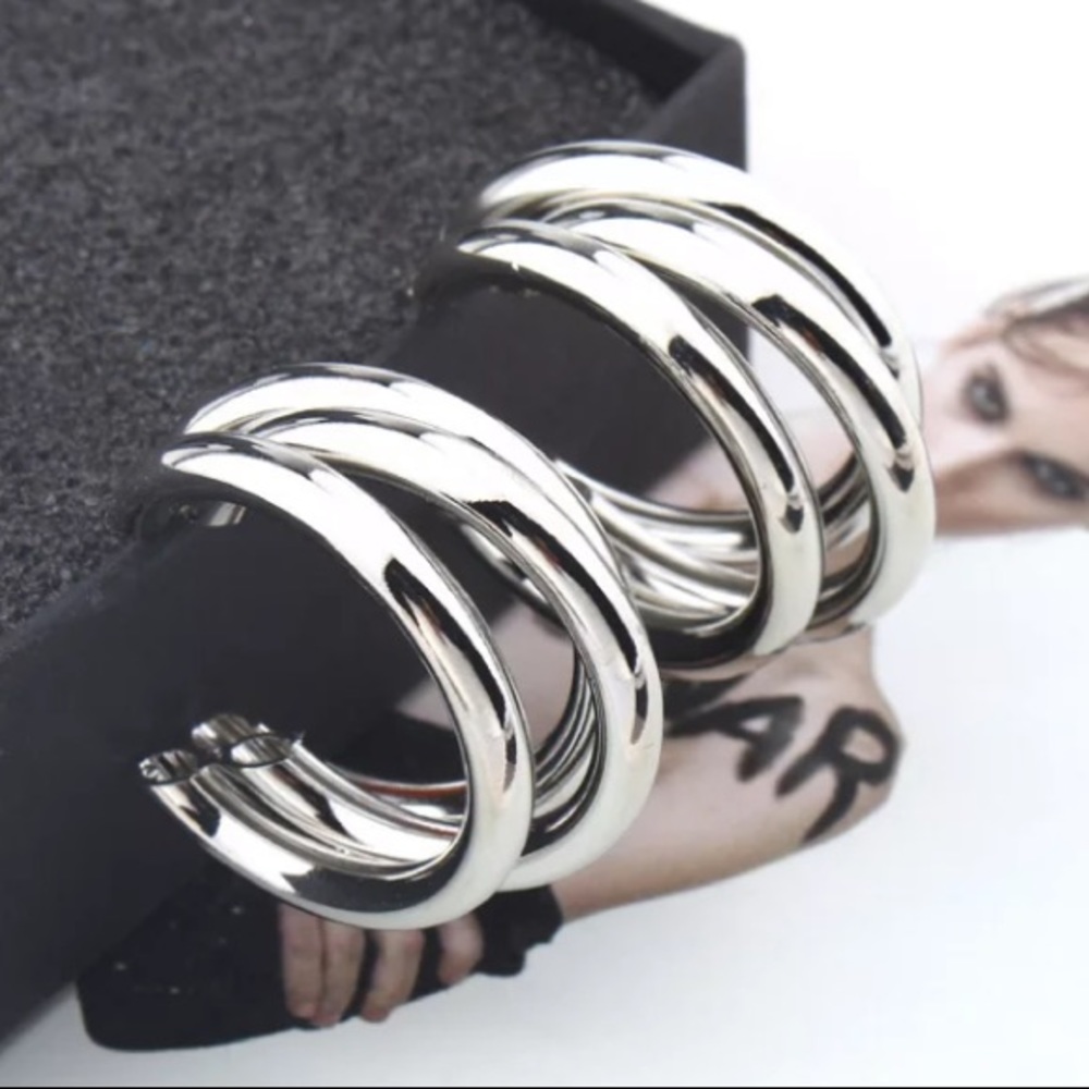 NWOT three-layers drop earrings